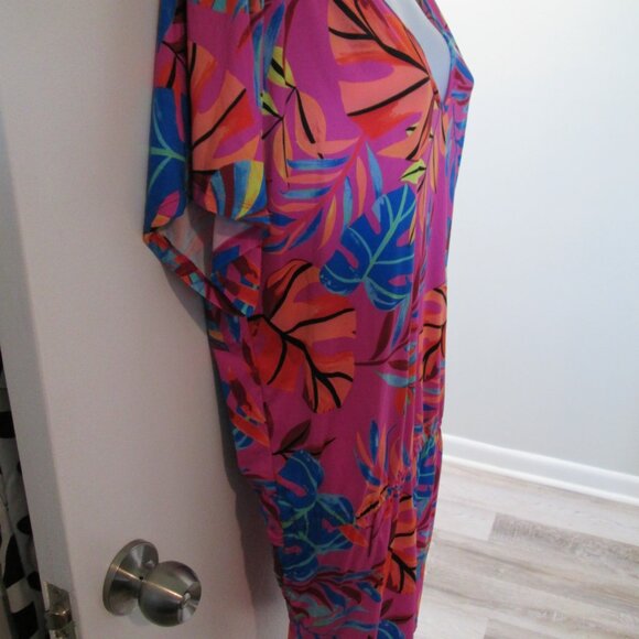 Bar III Paradise In The Palms Magic Magenta Cover-Up NWT Sz L - Picture 6 of 10
